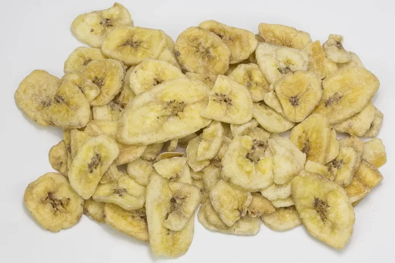 Banana Chips with Hounung It is prepared using traditional methods, with fresh and high-quality ingredients.